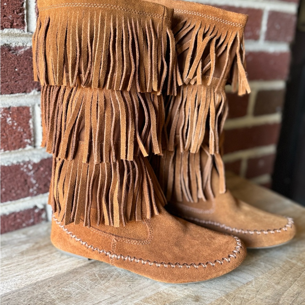 LC Laura Conrad Fringed Suede Boots - mid calf 12” H, size 6.5 - color: chestnut